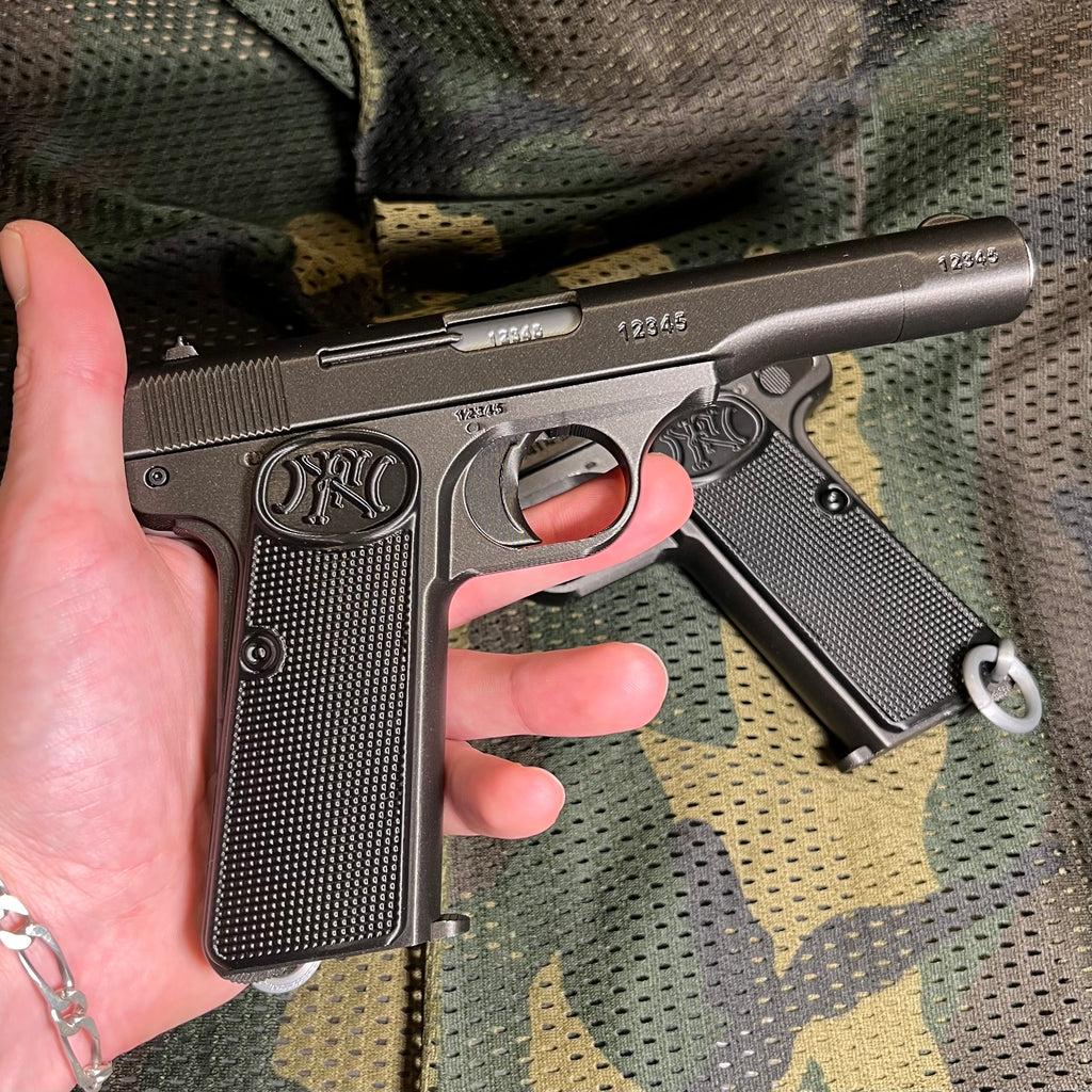 Reproduction factice pistolet Browning FN 1910-22